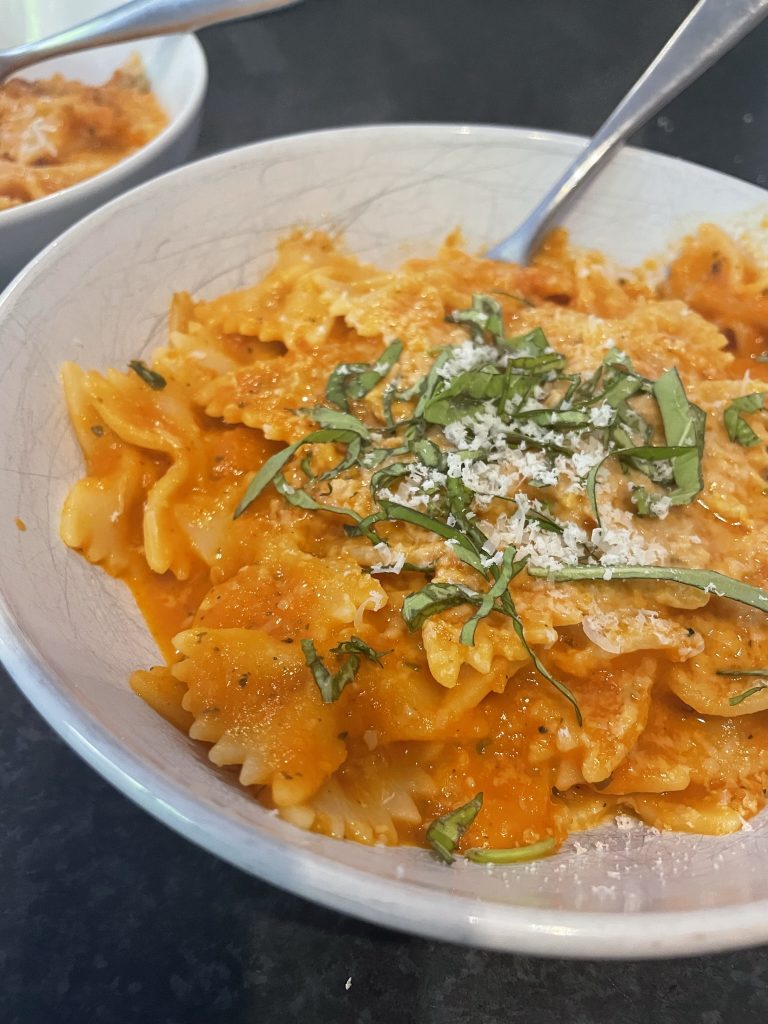 Serving Suggestion: Mix tomato sauce through pasta, top with Parmesan cheese & chopped fresh Basil.